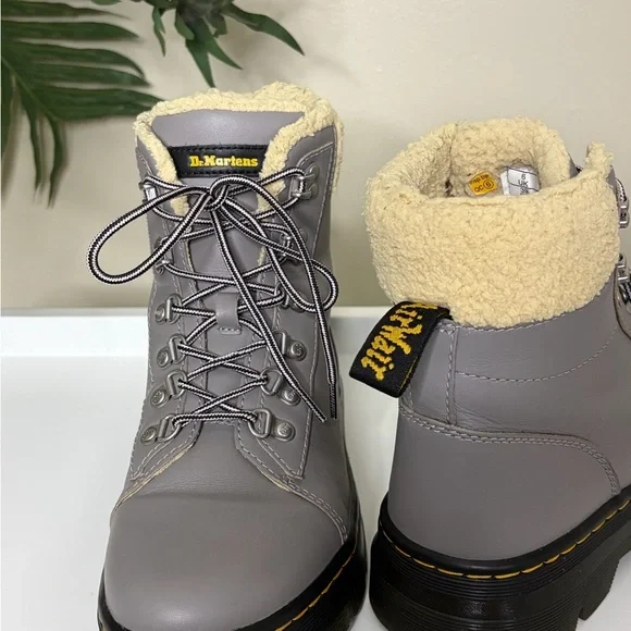 Dr Martens Serena Faux Fur Lined Boots Gray Leather Lace Up Ankle Boots US 8 - Picture 7 of 7